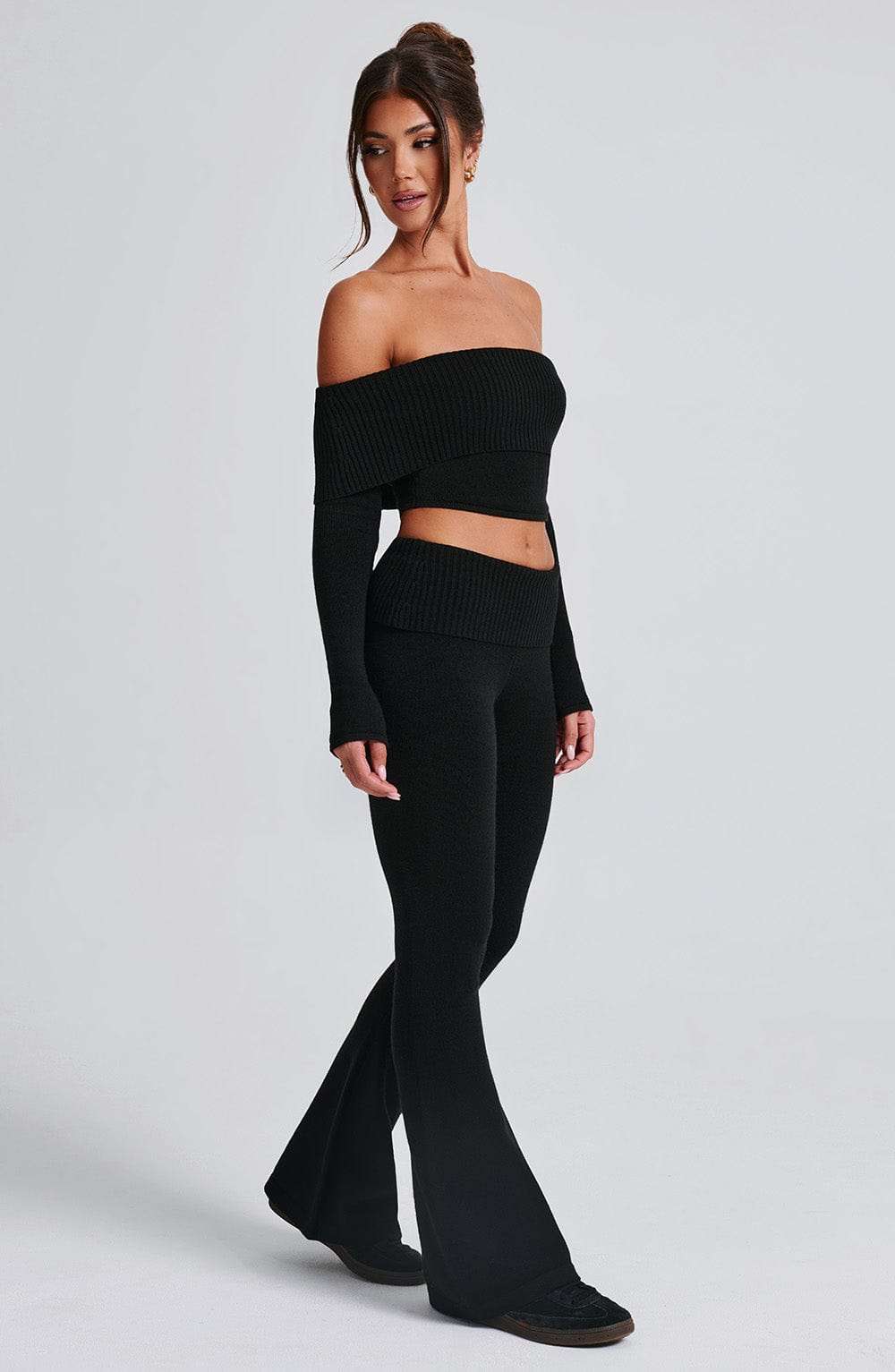 Portia Knit Top - Black Ryvelle