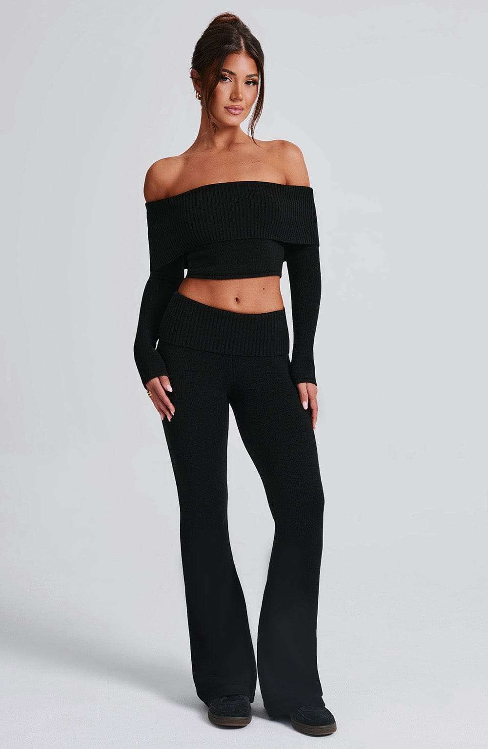 Portia Knit Top - Black Ryvelle