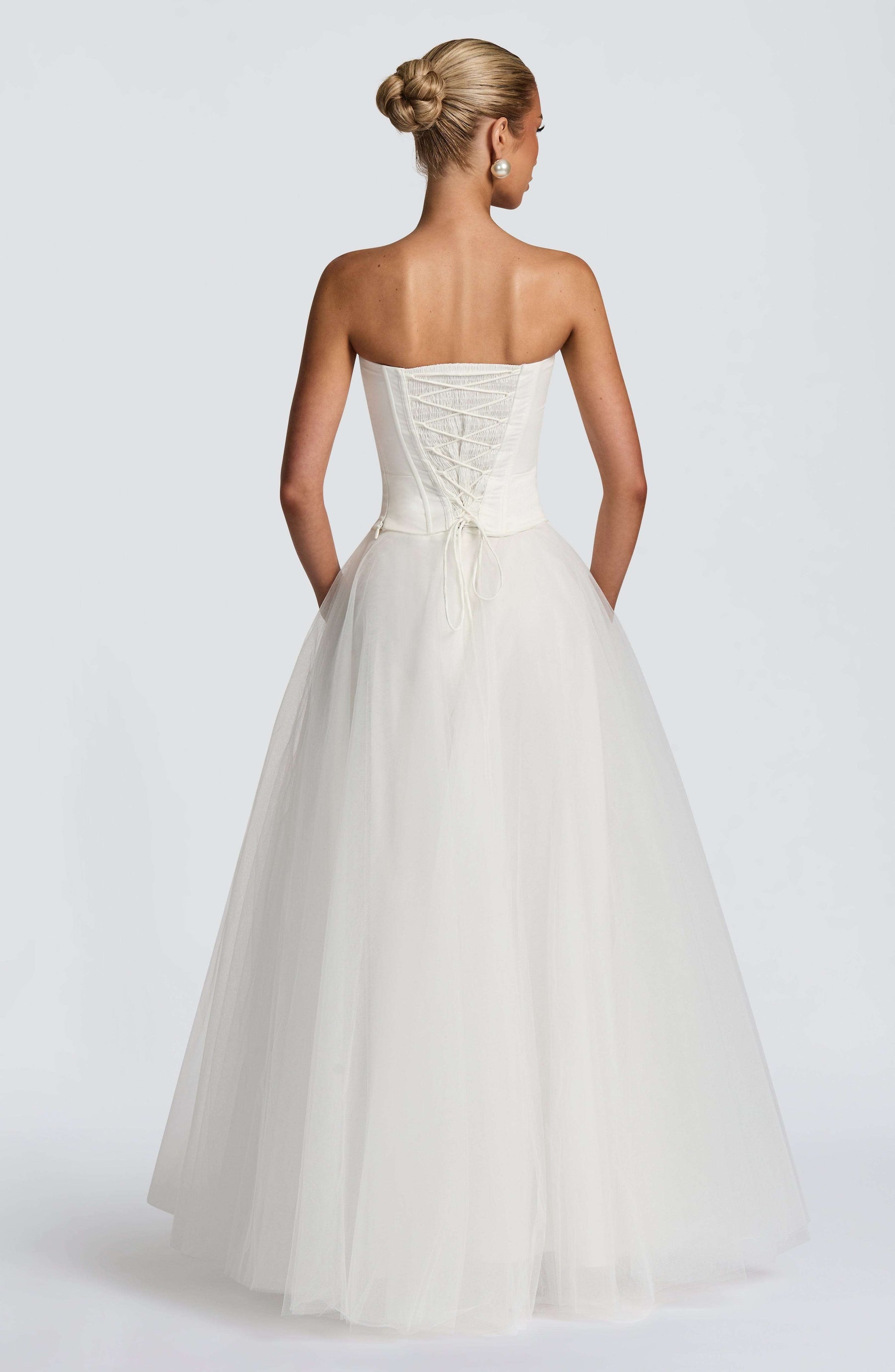 Prim Corset - Ivory Ryvelle