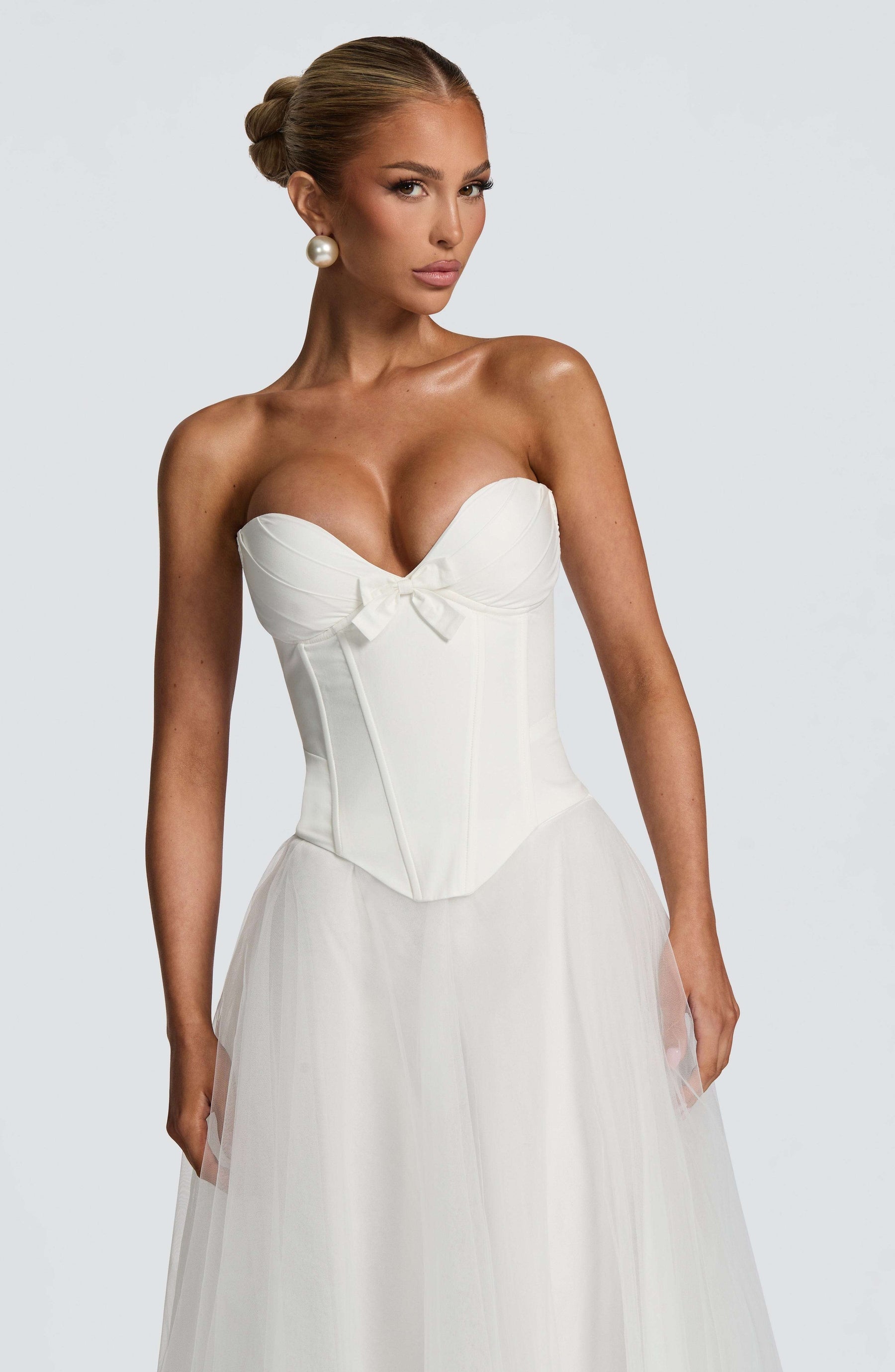 Prim Corset - Ivory Ryvelle