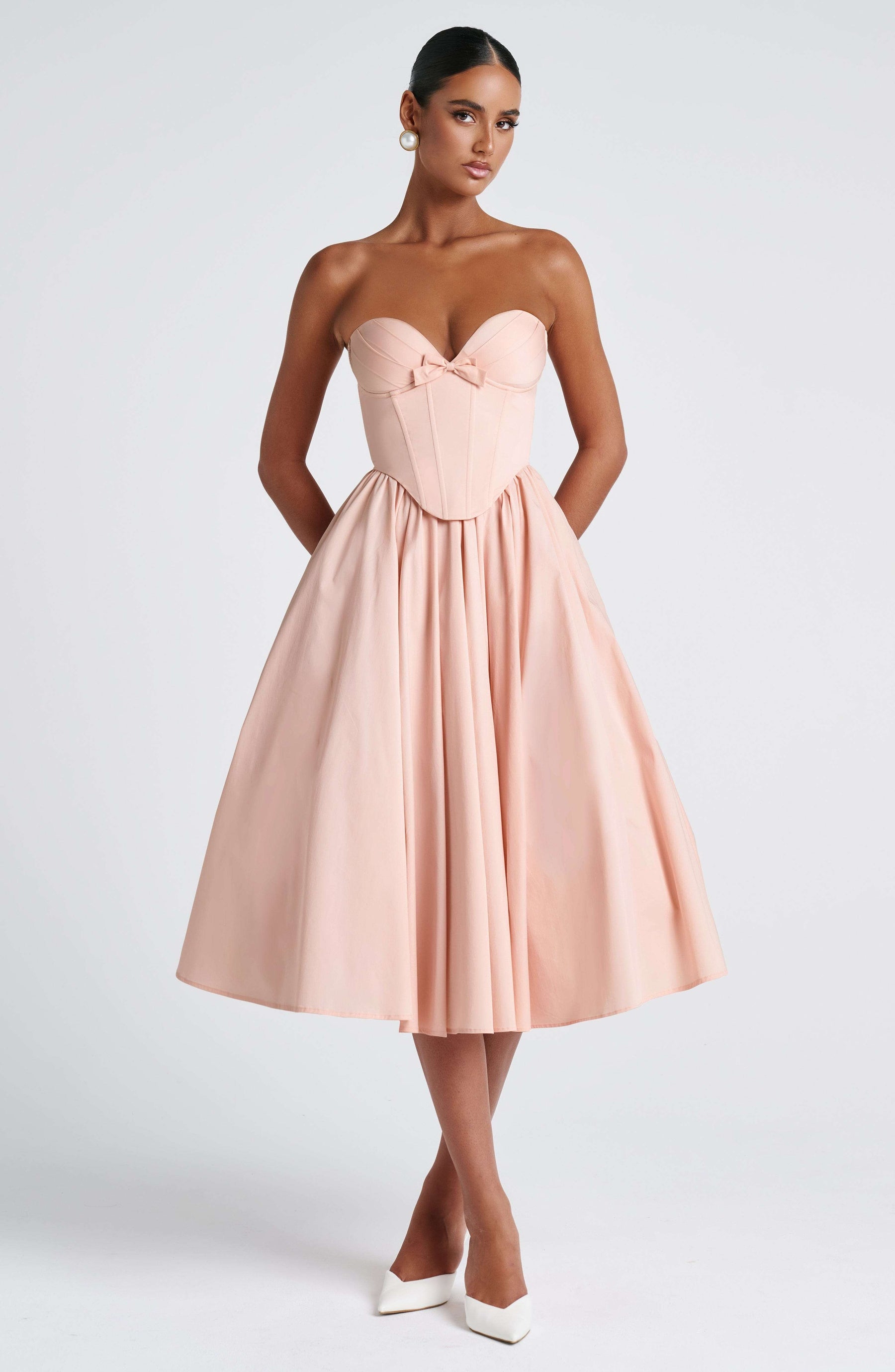 Prim Midi Dress - Soft Peach Ryvelle