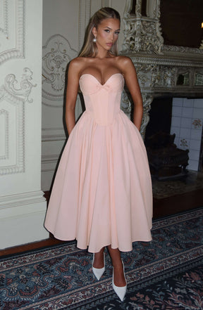 Prim Midi Dress - Soft Peach Ryvelle