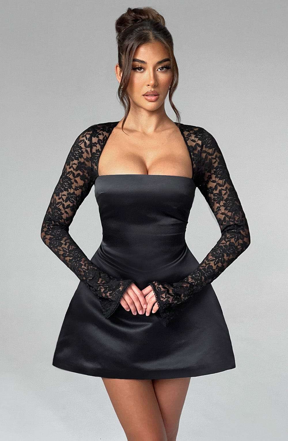 Sadie Mini Dress - Black Ryvelle