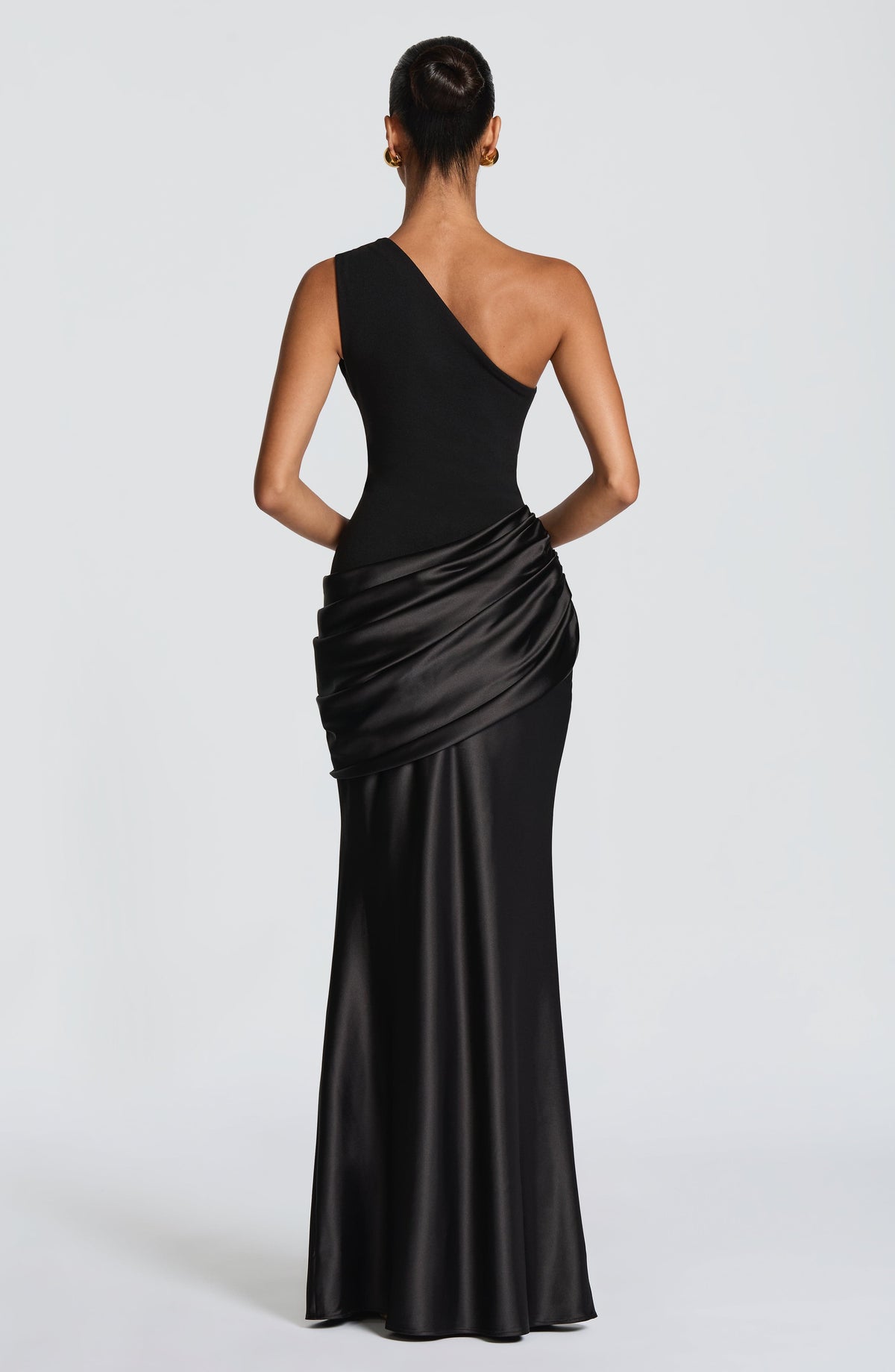Sadona Maxi Dress - Black Ryvelle