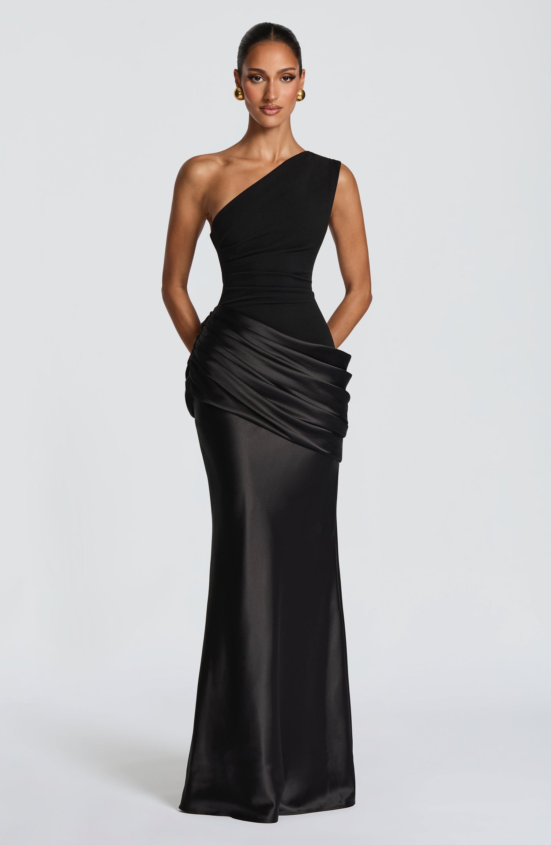 Sadona Maxi Dress - Black Ryvelle