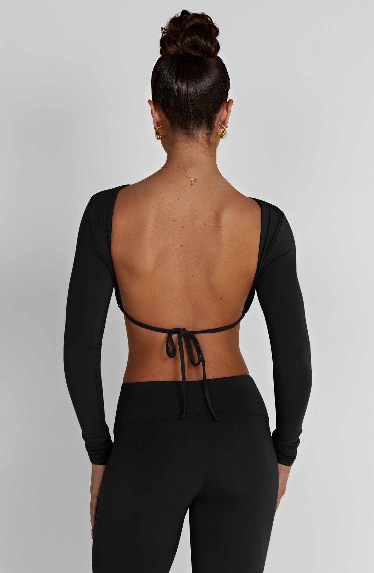 Sahra Top - Black Ryvelle