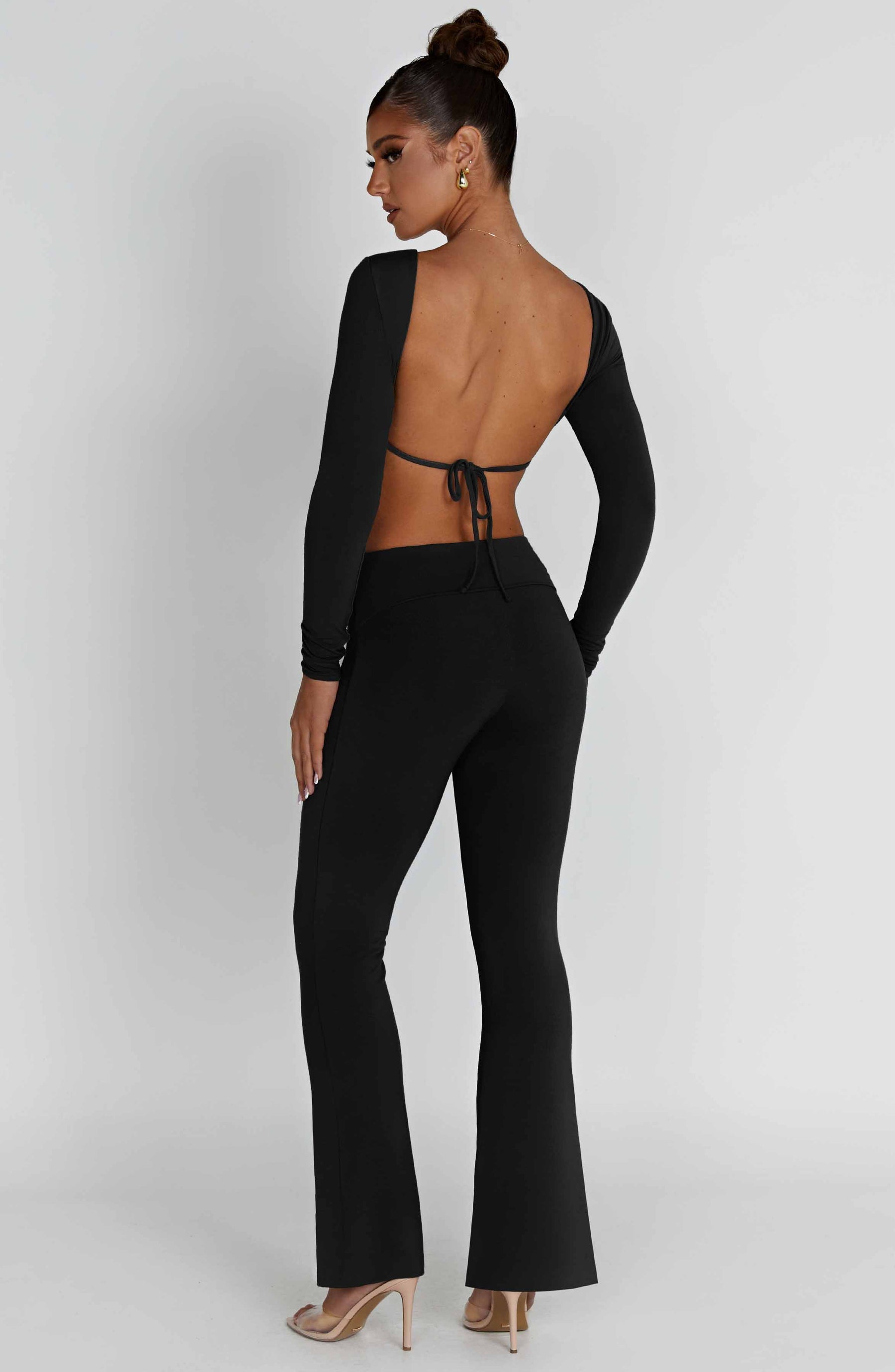Sahra Top - Black Ryvelle