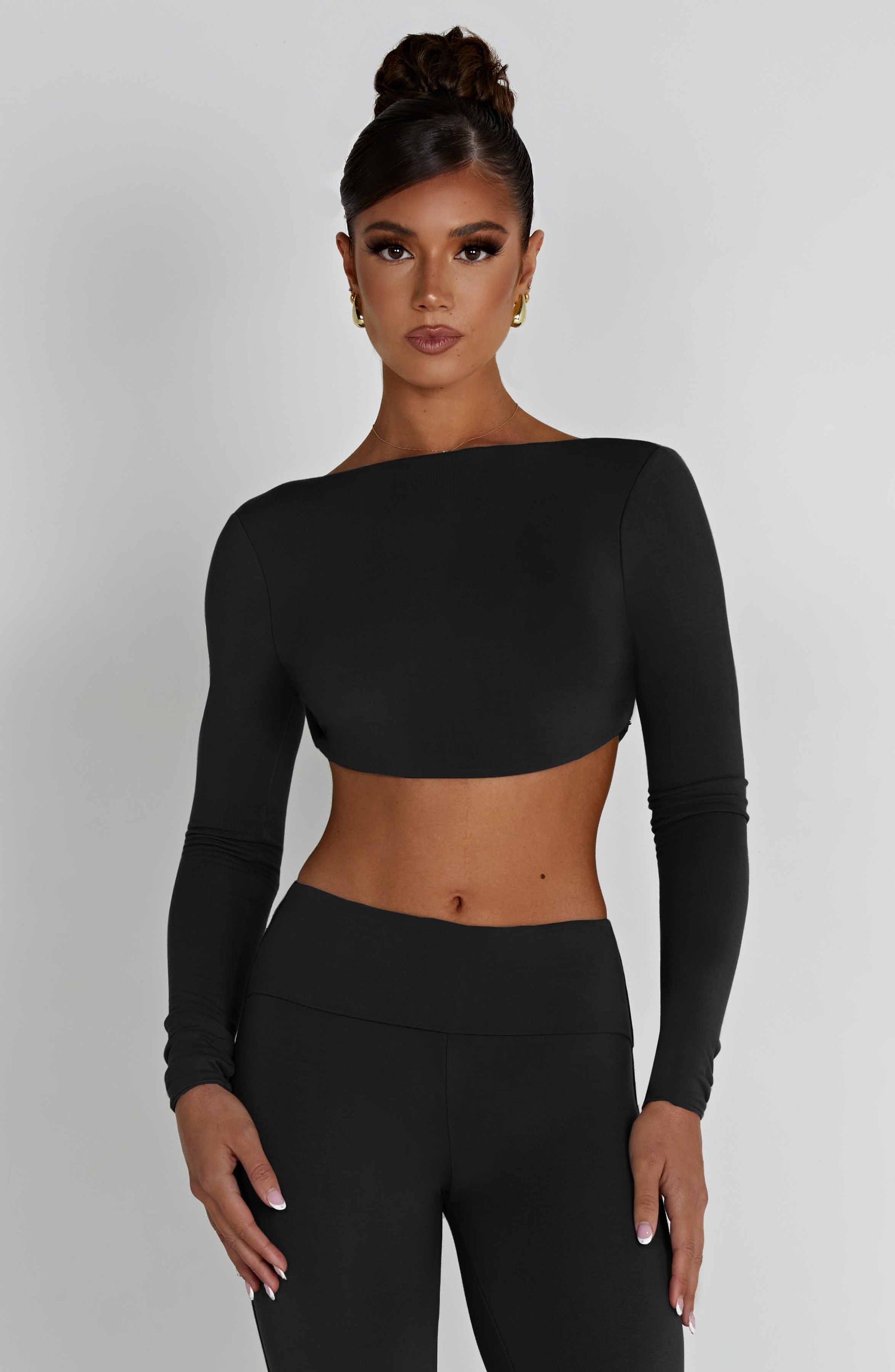 Sahra Top - Black Ryvelle
