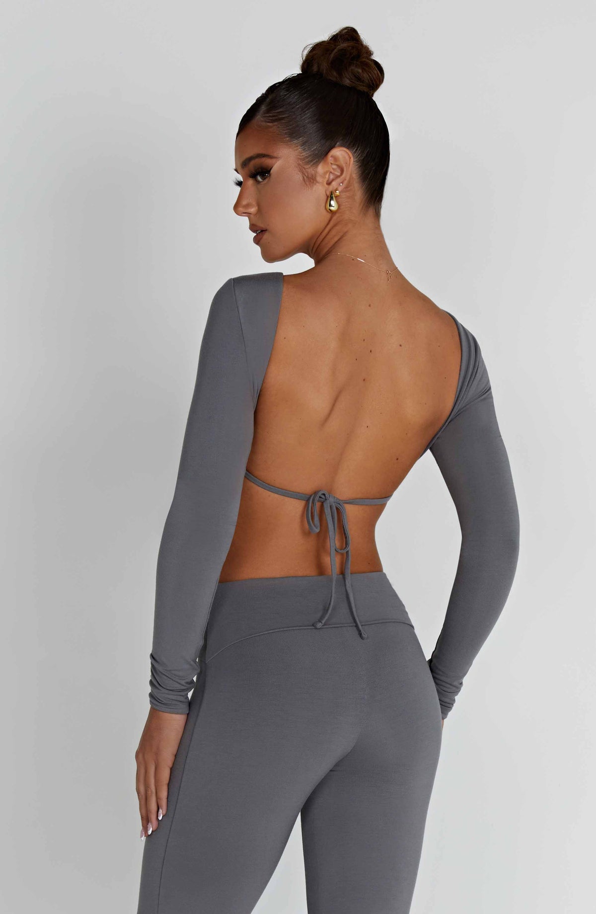 Sahra Top - Charcoal Ryvelle