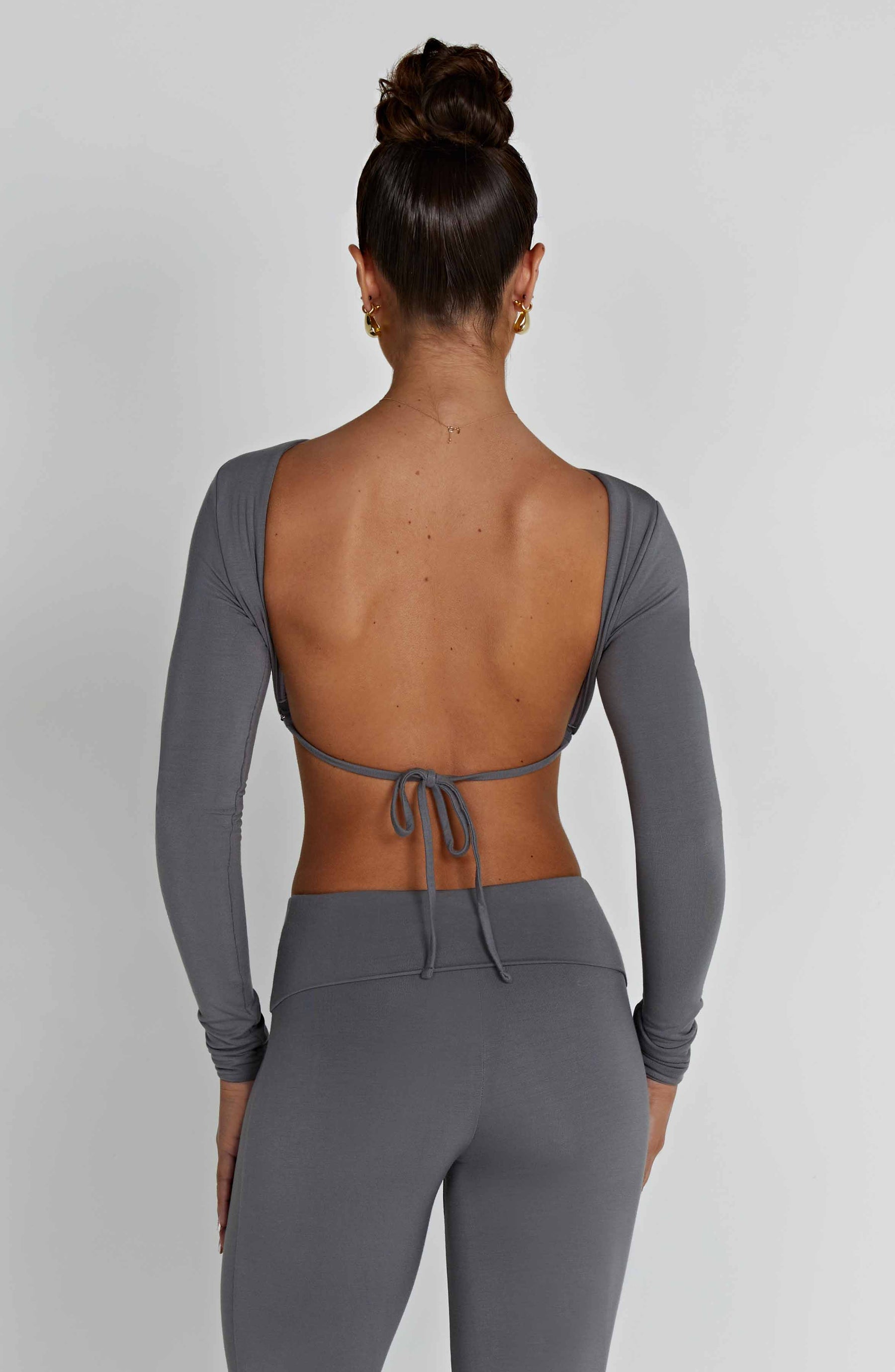 Sahra Top - Charcoal Ryvelle