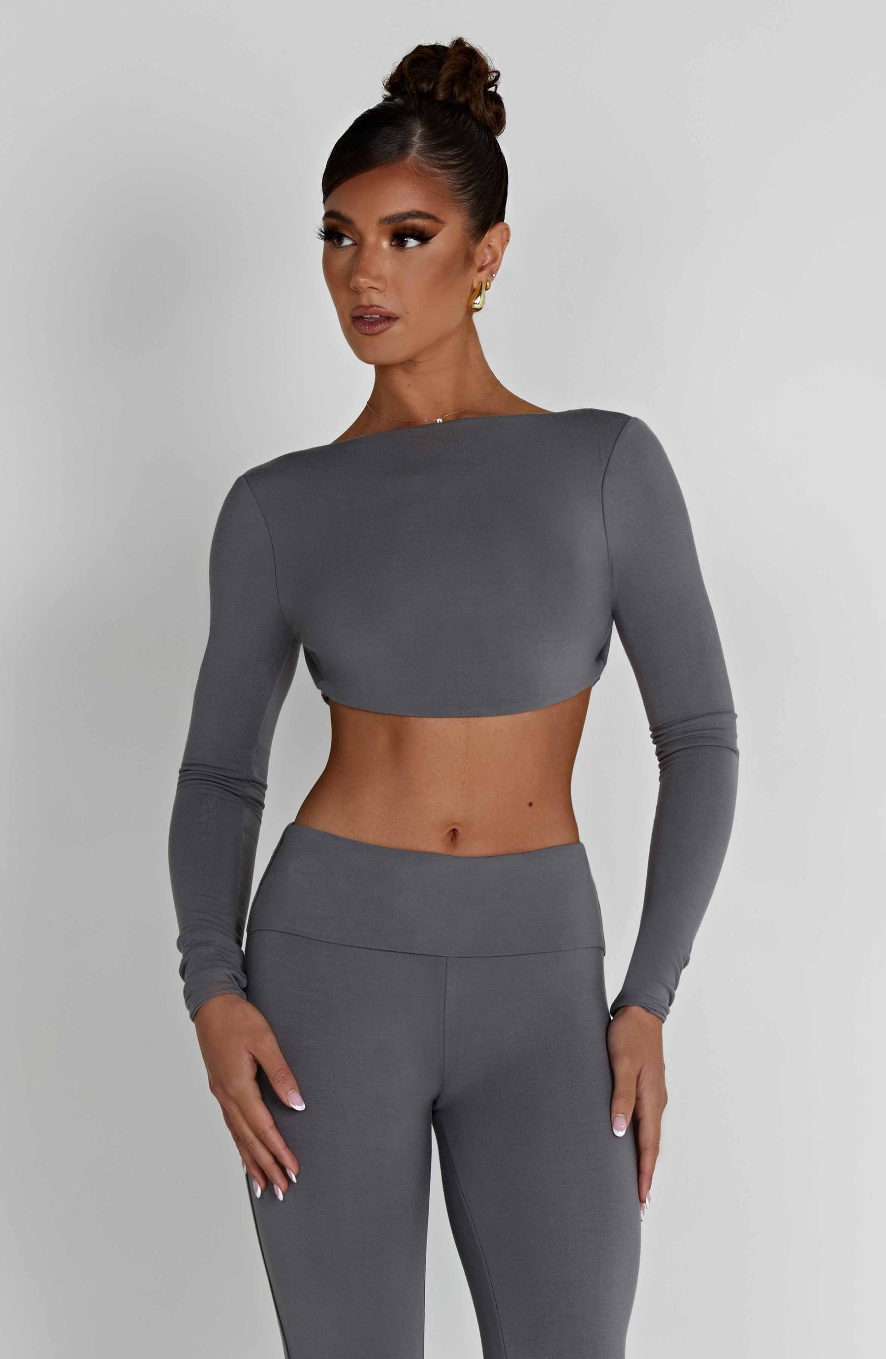 Sahra Top - Charcoal Ryvelle