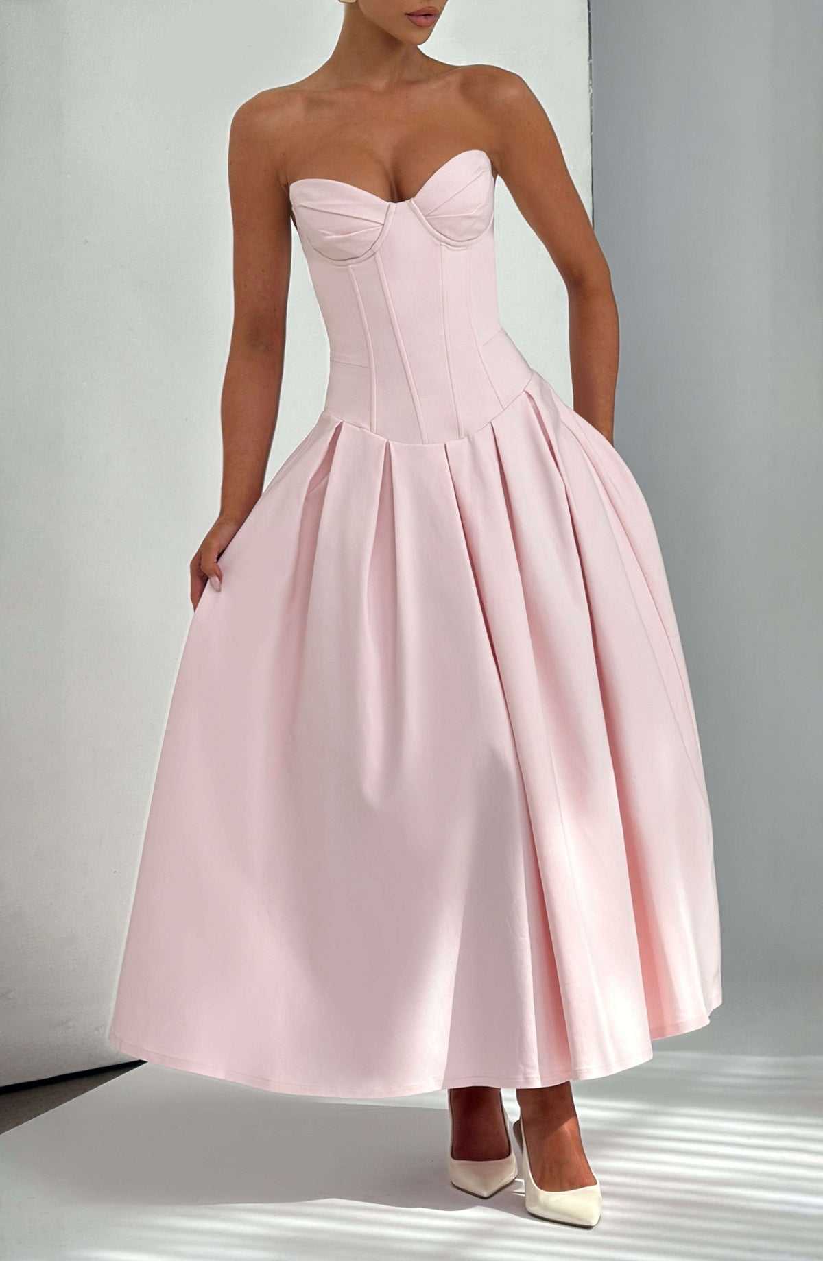 Salma Midi Dress - Blush Ryvelle