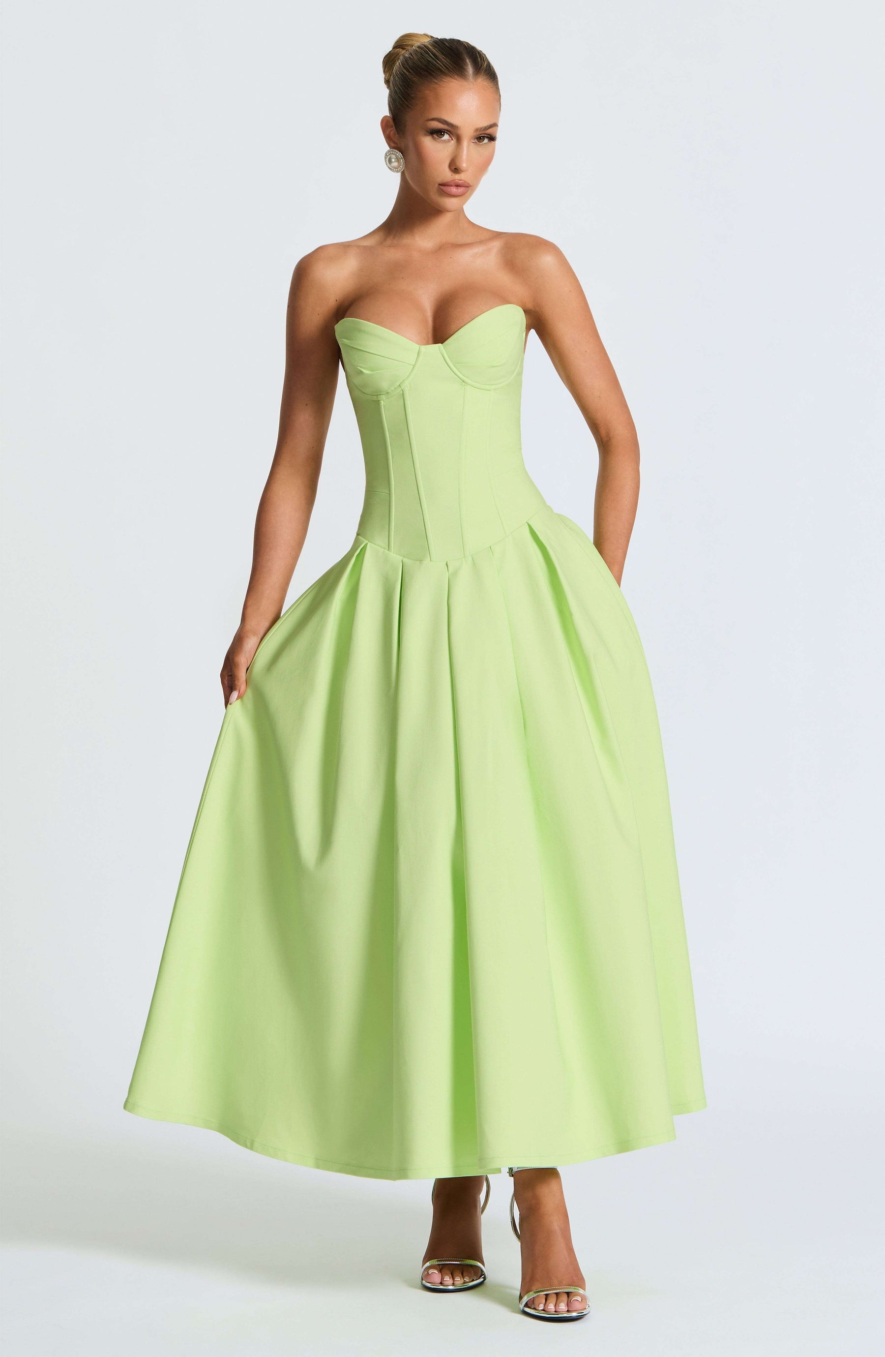 Salma Midi Dress - Lime Ryvelle