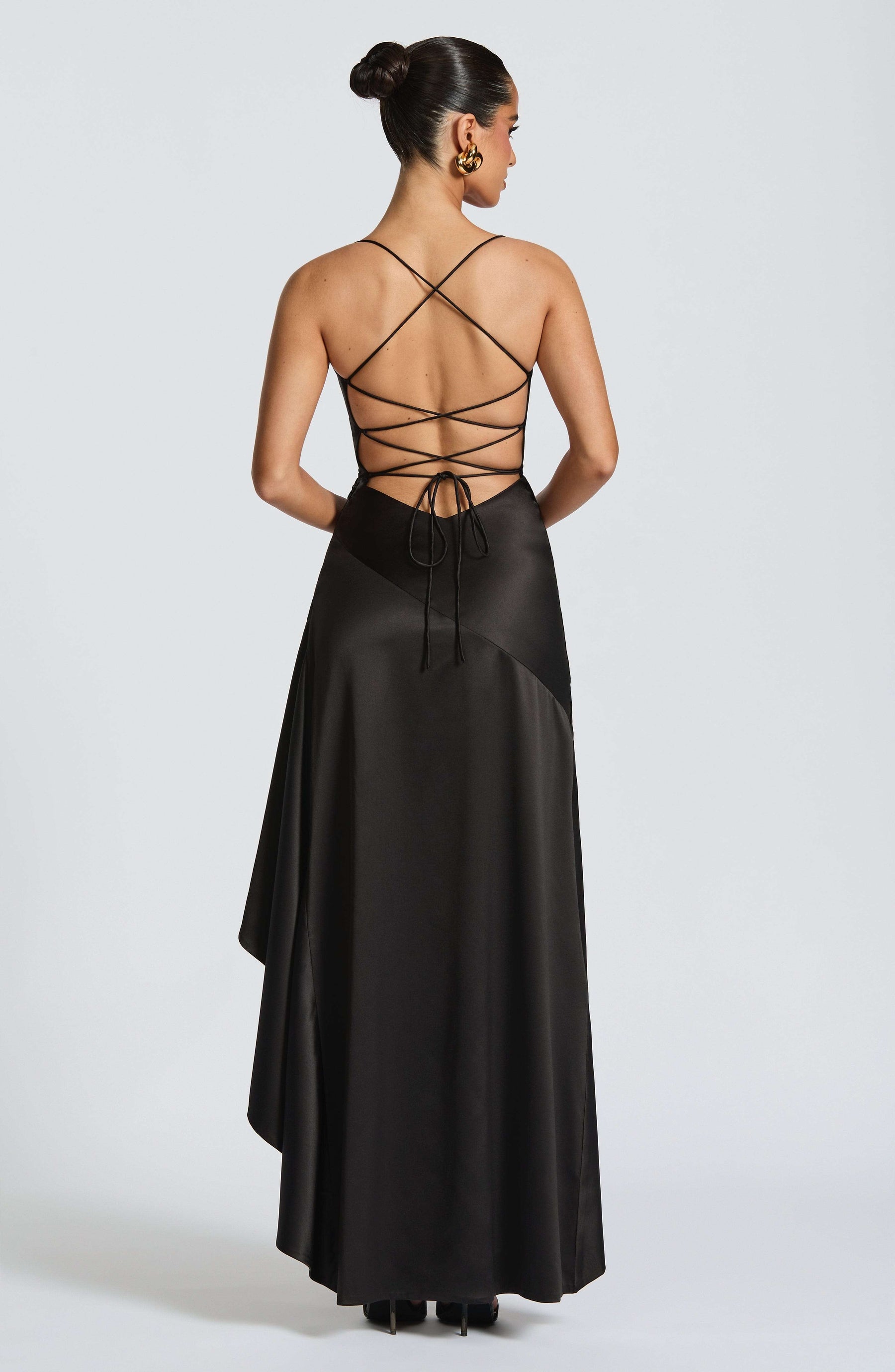 Samira Maxi Dress - Black Ryvelle