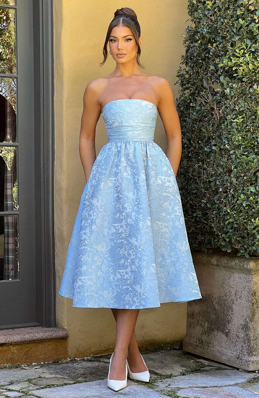 Saoirse Midi Dress - Blue Ryvelle