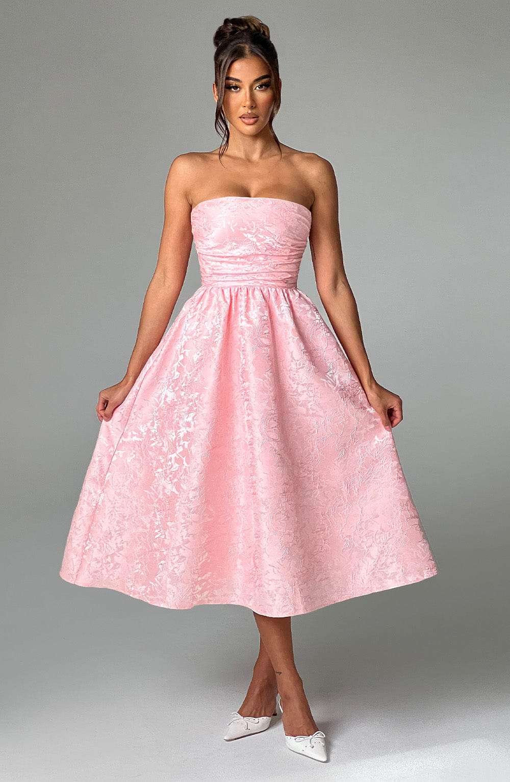 Saoirse Midi Dress - Blush Ryvelle