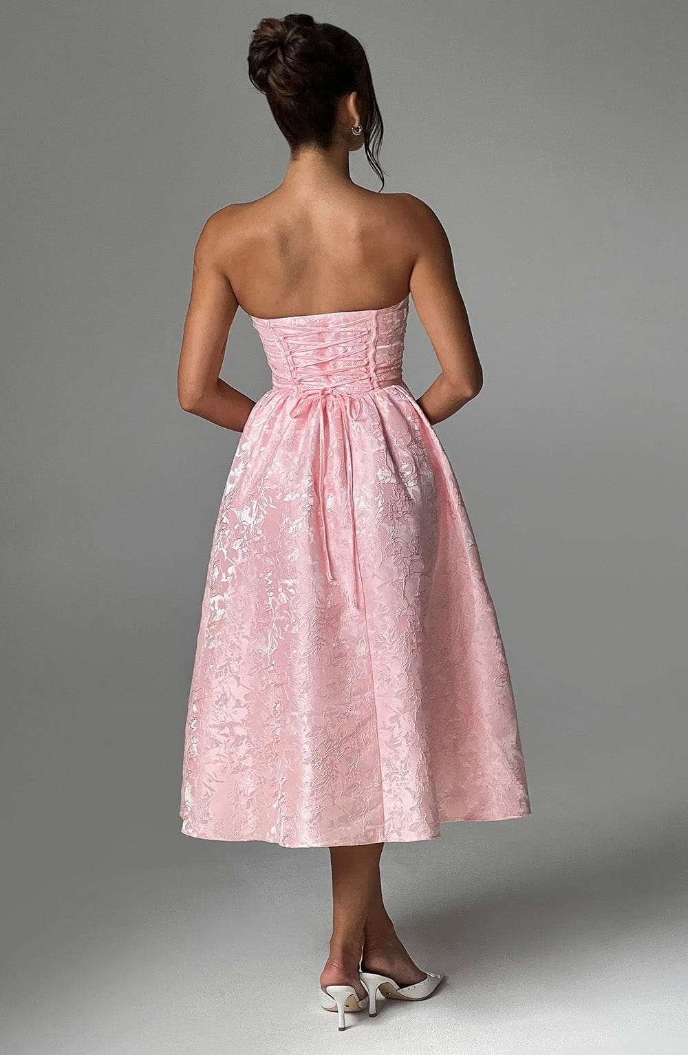 Saoirse Midi Dress - Blush Ryvelle