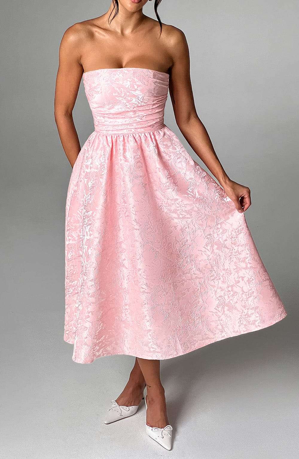 Saoirse Midi Dress - Blush Ryvelle