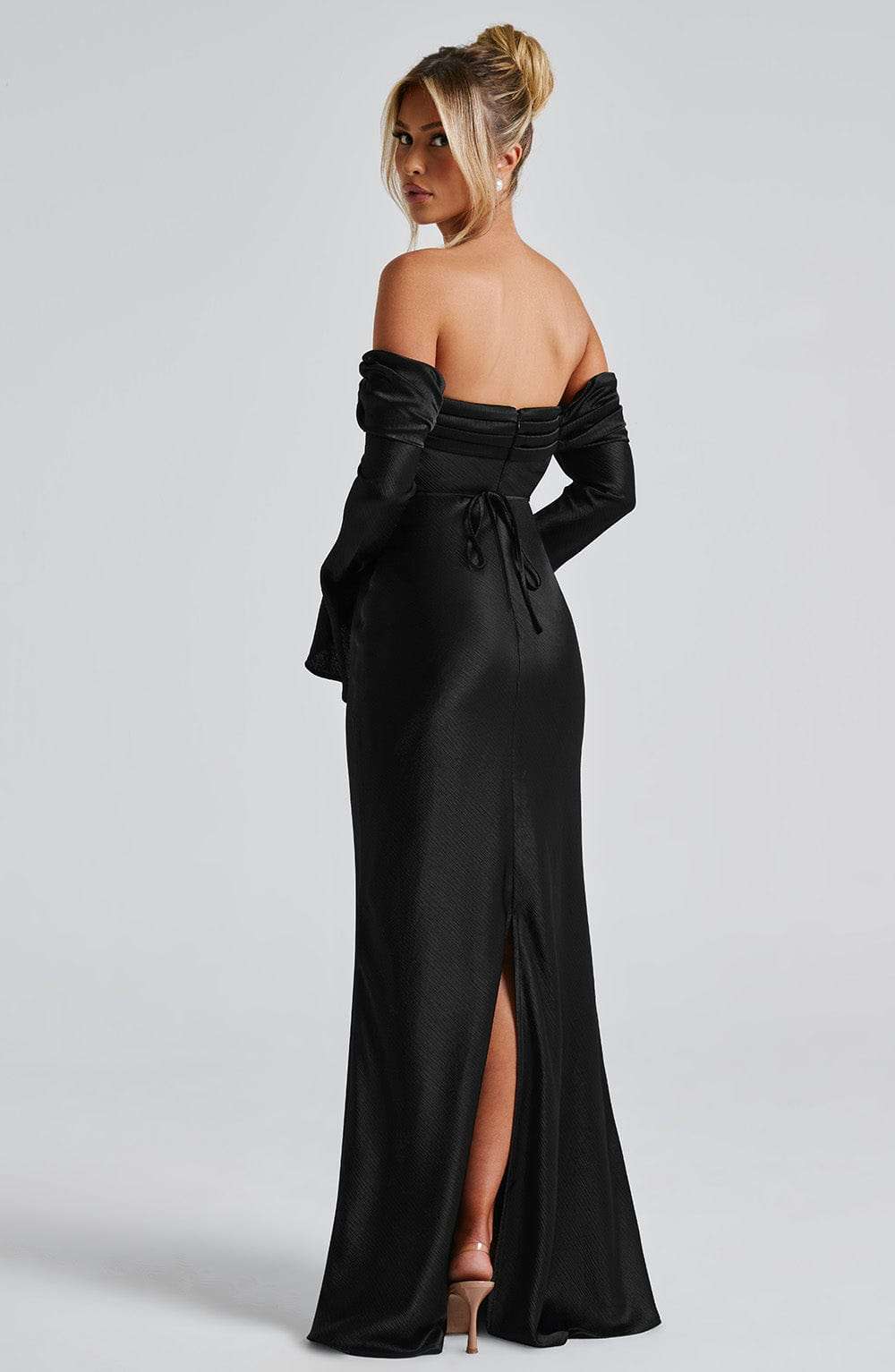 Selene Maxi Dress - Black Ryvelle