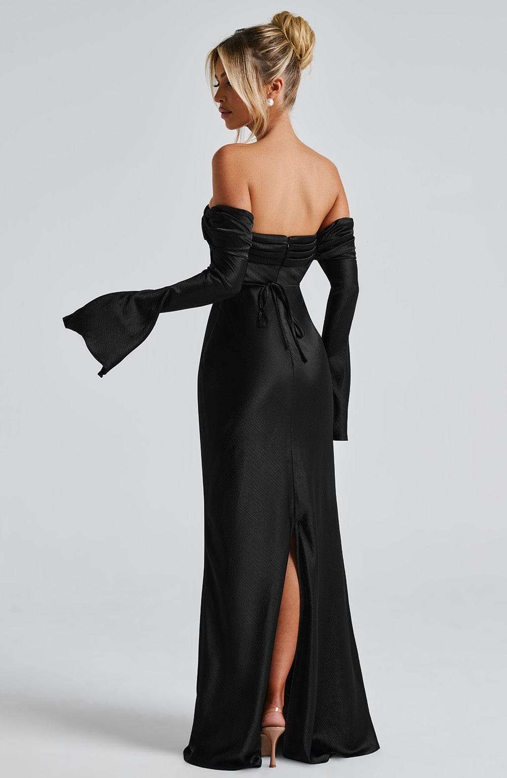 Selene Maxi Dress - Black Ryvelle