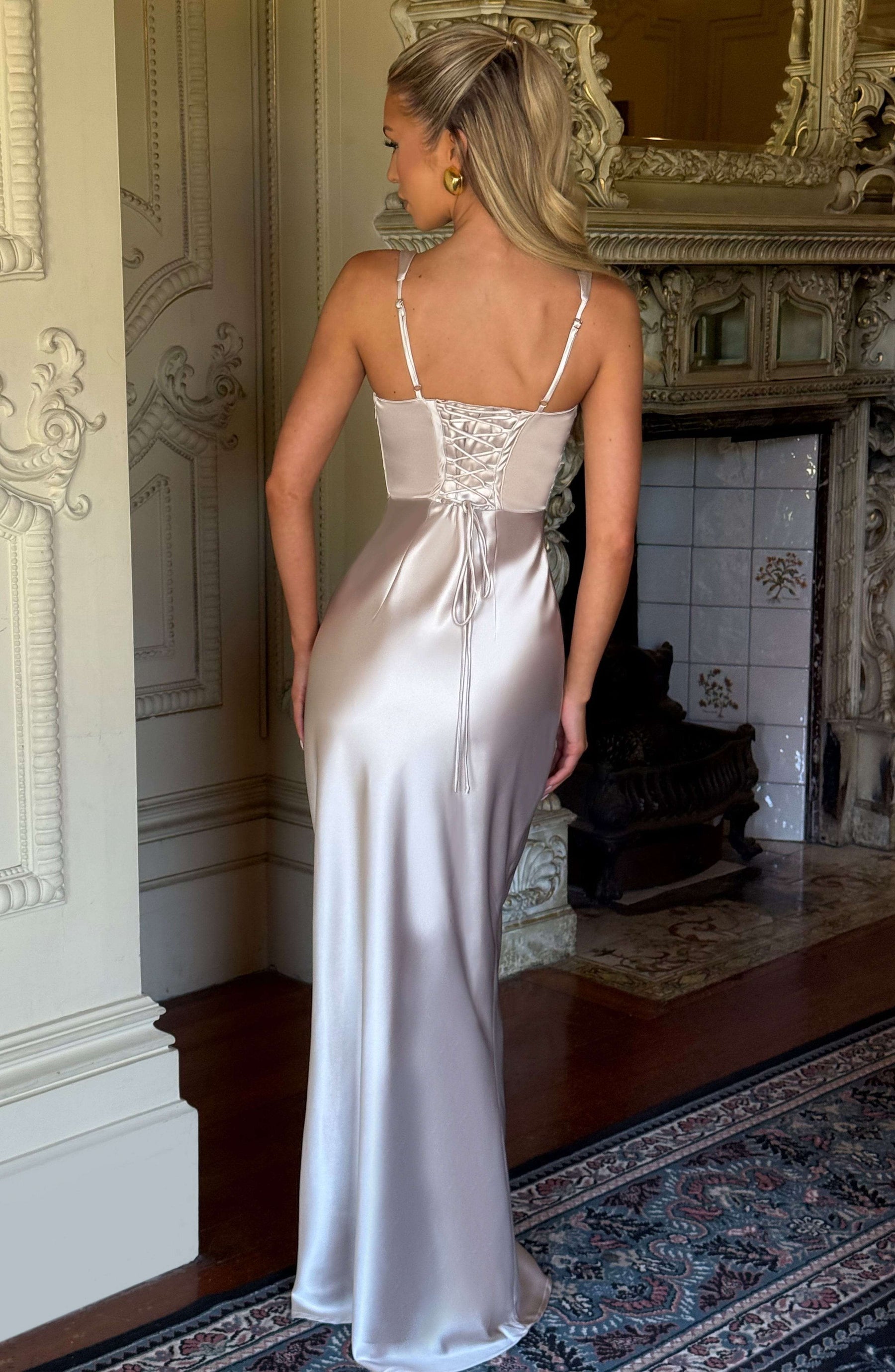 Shae Maxi Dress - Shell Ryvelle