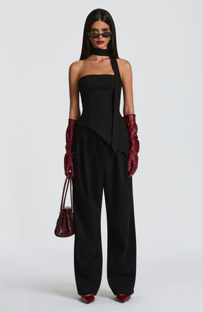Sloan Top - Black Ryvelle