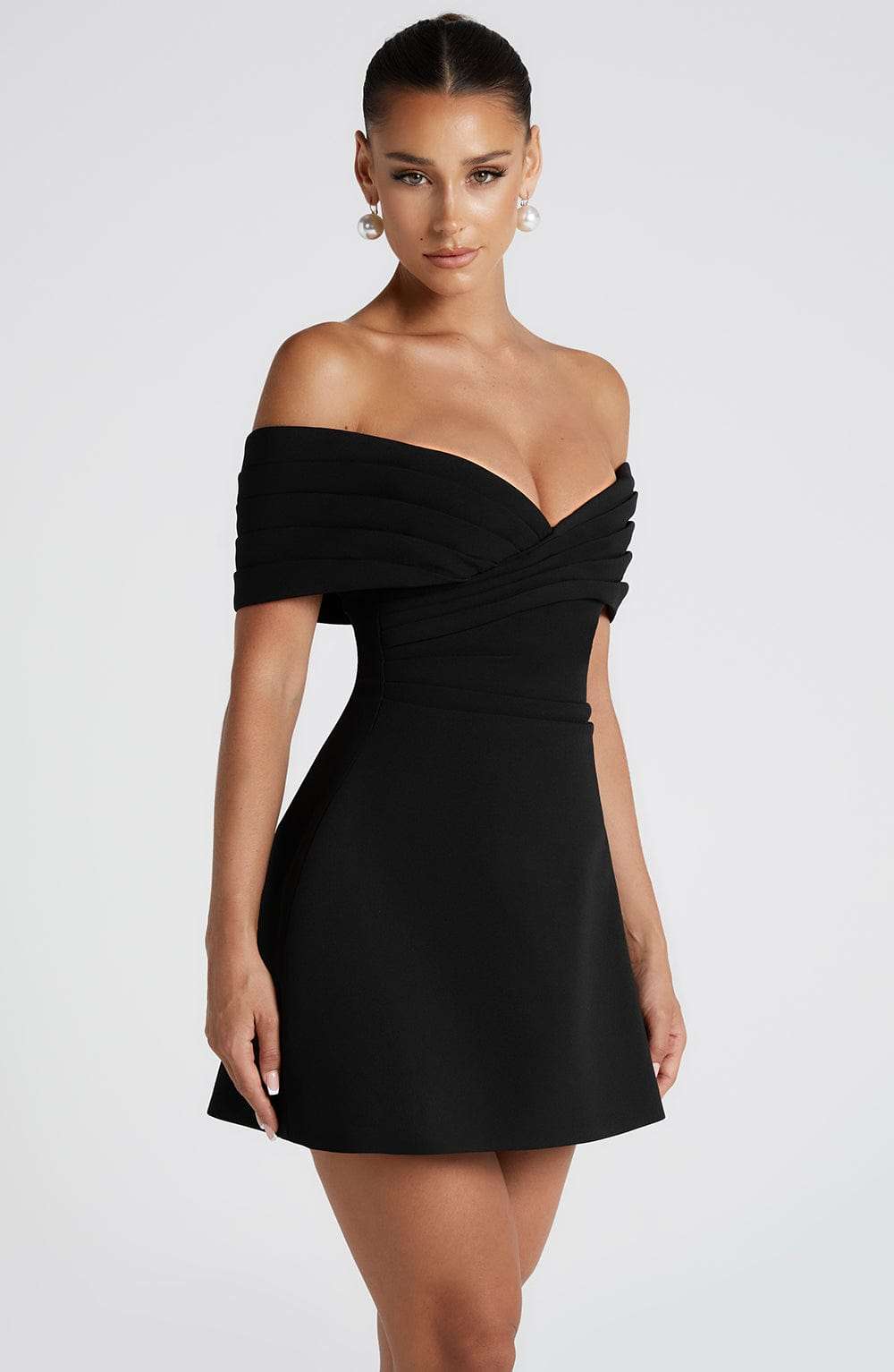 Solana Mini Dress - Black Ryvelle