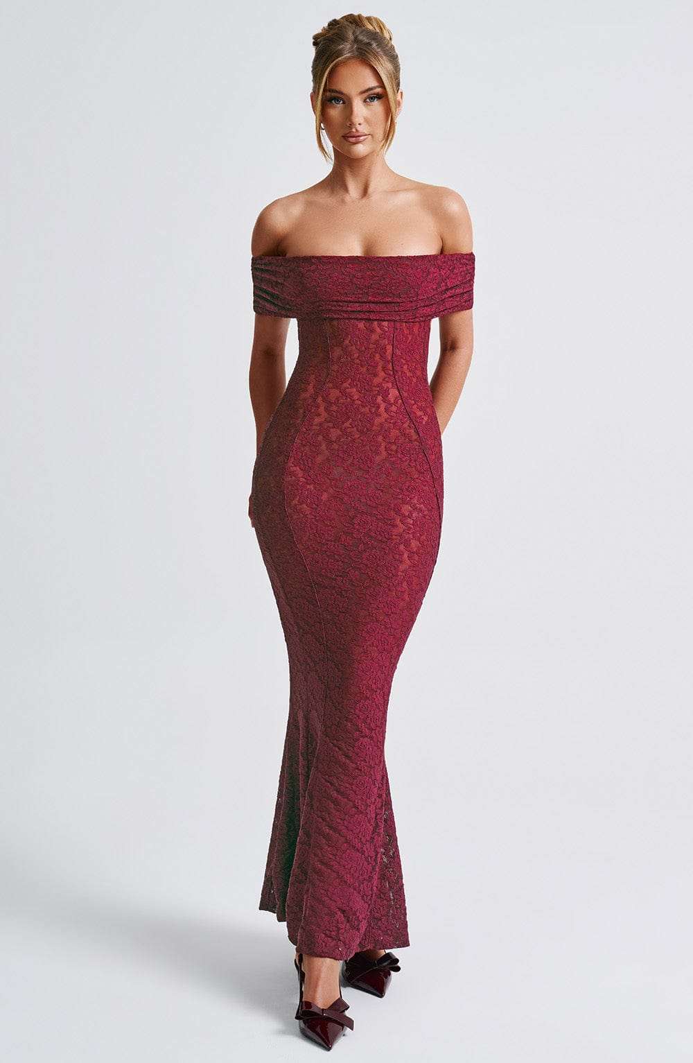 Stephanie Maxi Dress - Burgundy Ryvelle