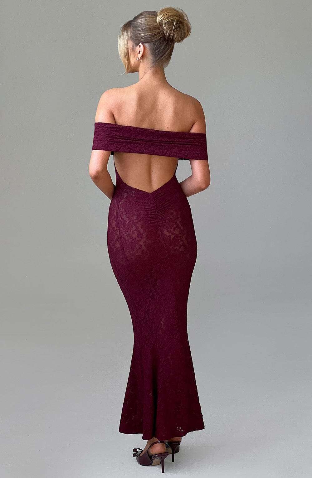 Stephanie Maxi Dress - Burgundy Ryvelle