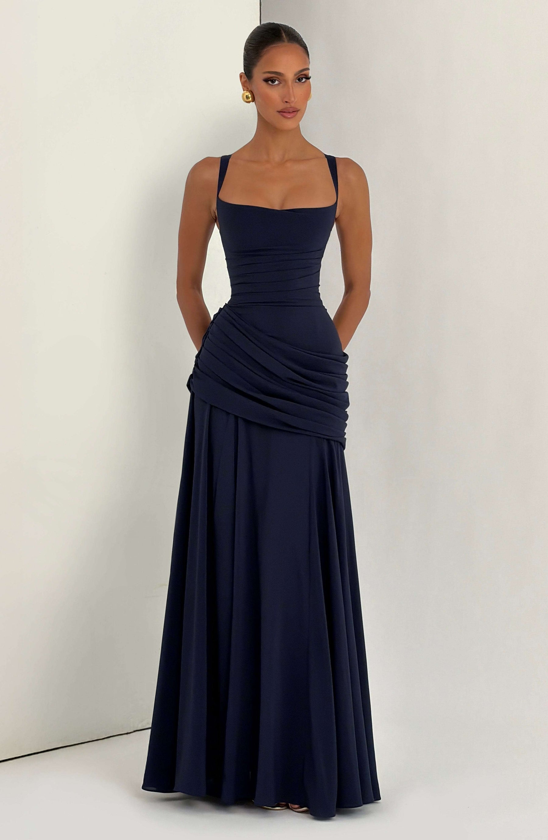 Sura Maxi Dress - Navy Ryvelle