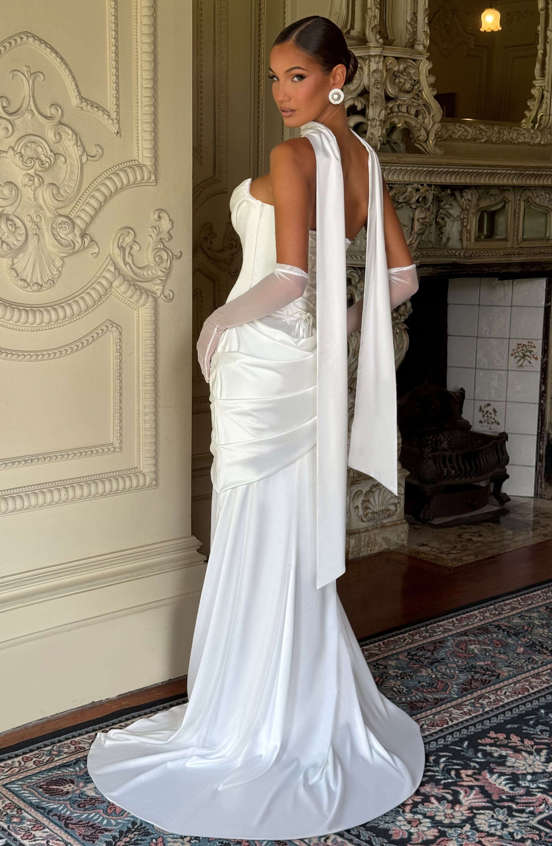 Sybil Scarf - Ivory Ryvelle