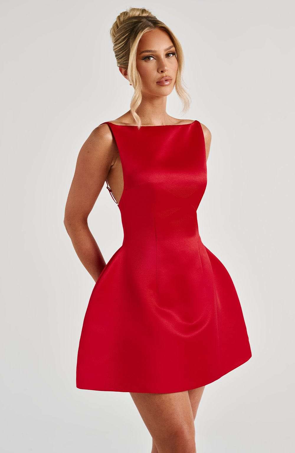Tate Mini Dress - Red Ryvelle
