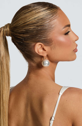 Therese Earrings - Pearl Ryvelle