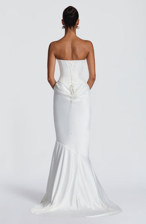 Vaila Gown - Ivory Ryvelle