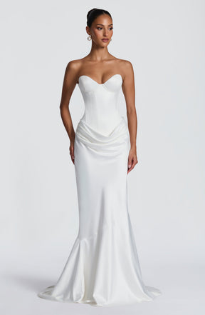 Vaila Gown - Ivory Ryvelle