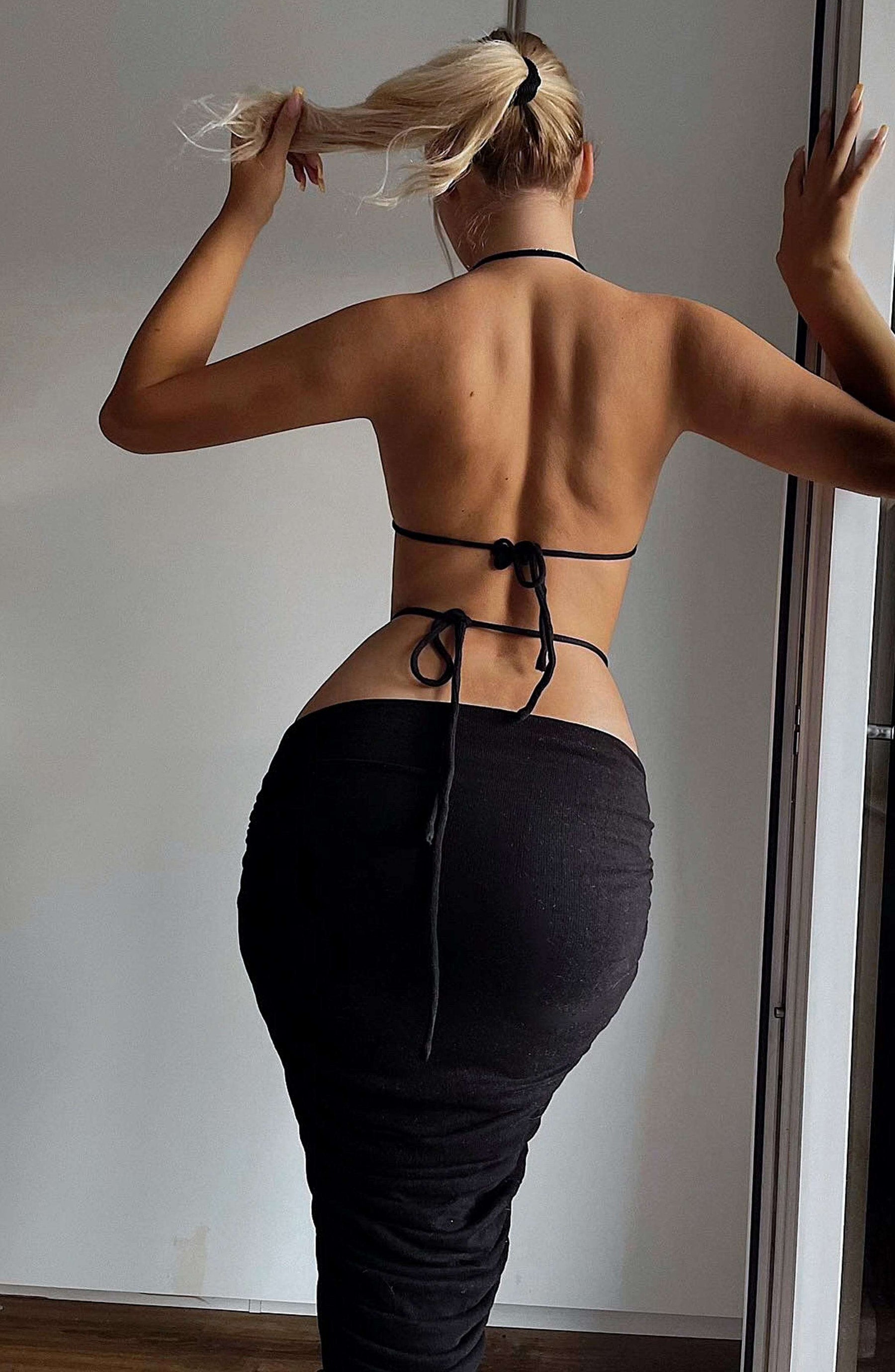 Valencia Top - Black Ryvelle