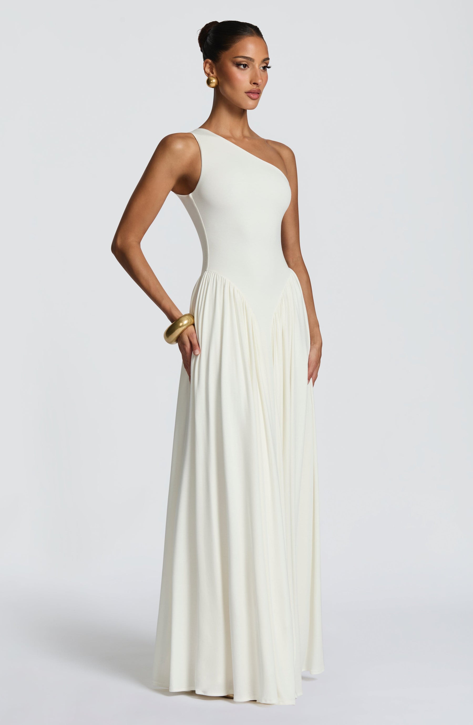 Vespera Maxi Dress - Ivory Ryvelle