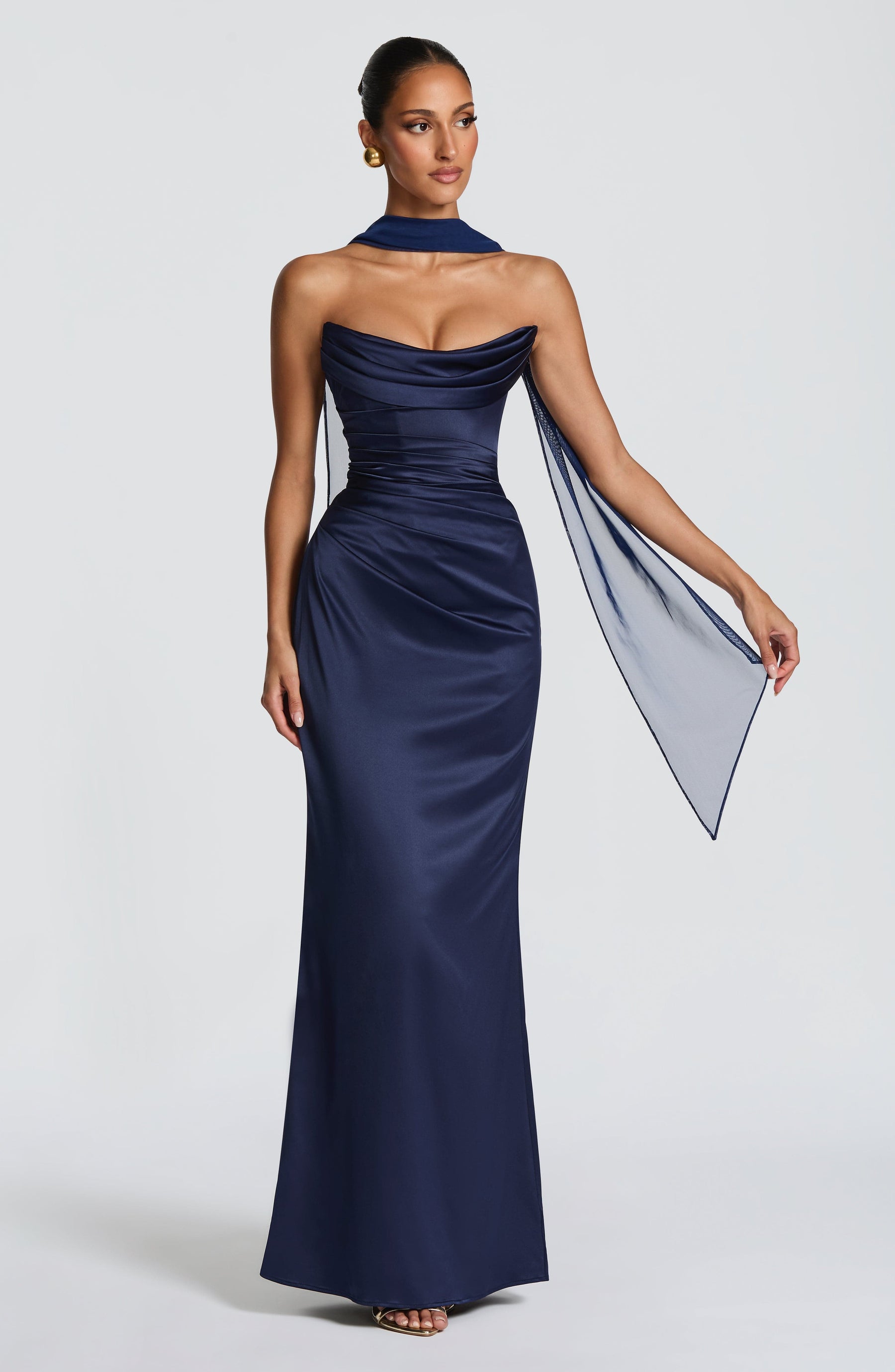 Vessa Maxi Dress - Navy Ryvelle