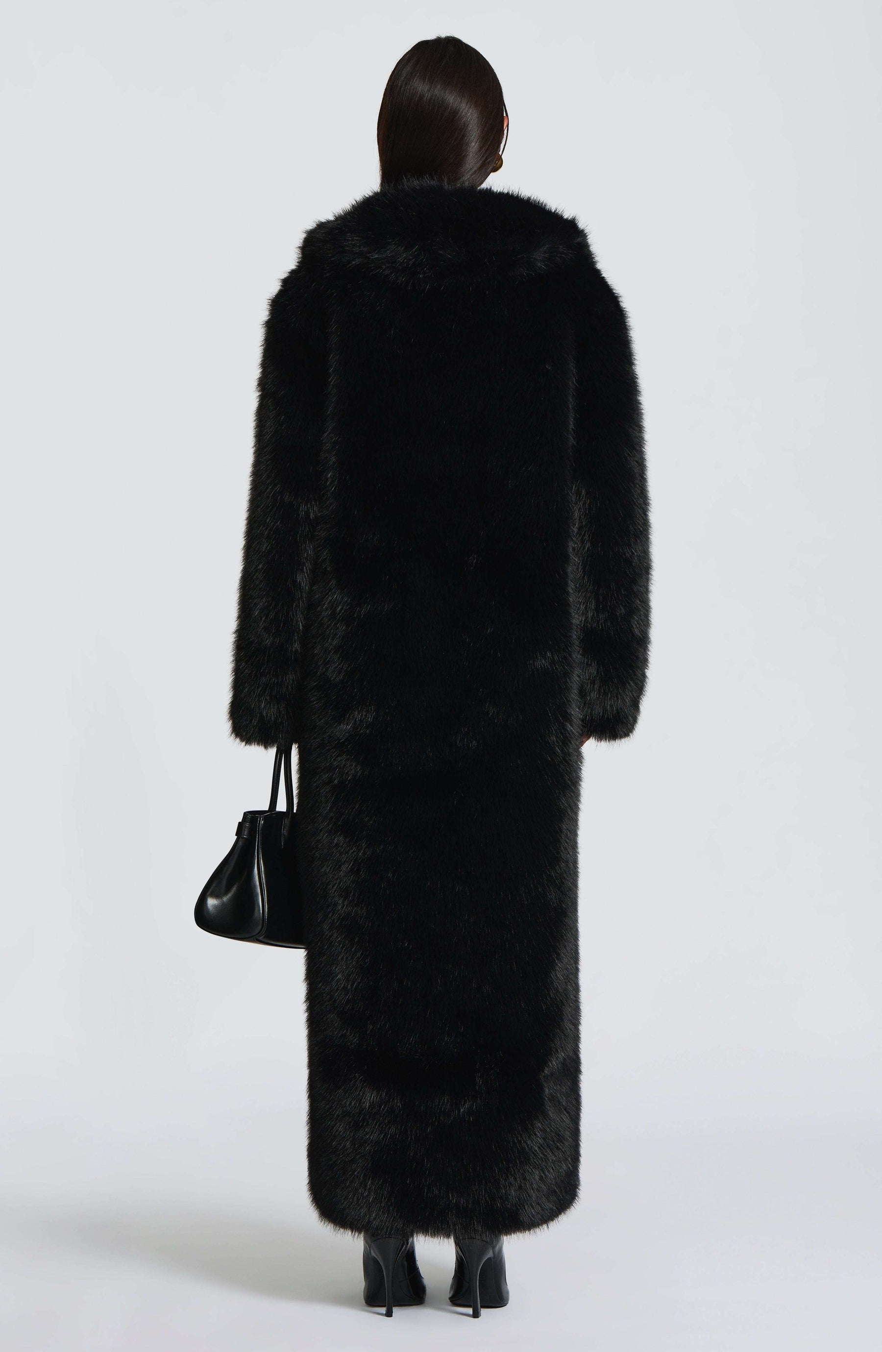 Willow Coat - Black Ryvelle